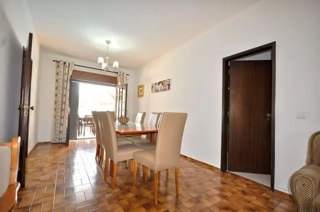 Villa, 4 Yatak Odası, Balkon