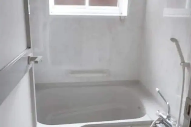 Basic Ev, Sigara İçilmez