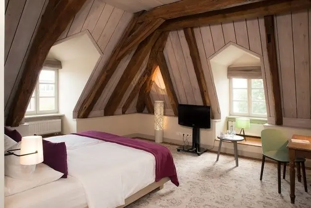 Tek Büyük Yataklı Oda (Cozy)