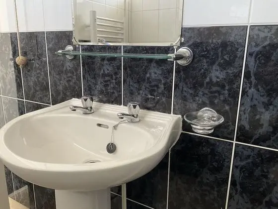 Family Stüdyo, Banyolu/Duşlu