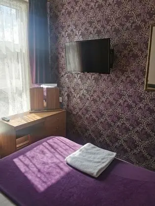 Tek Büyük Yataklı Oda