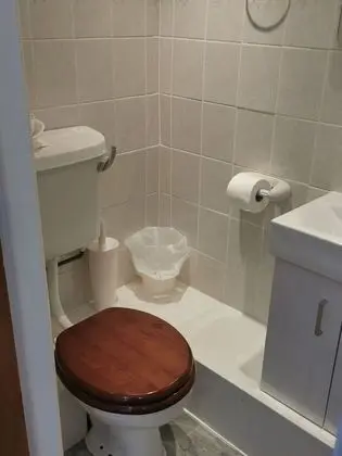 Üç Kişilik Oda