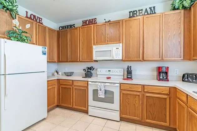 Apart Daire (2633 Trafalgar Village)
