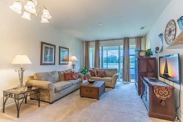 Apart Daire (2633 Trafalgar Village)