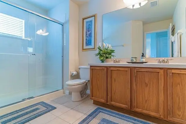 Apart Daire (2633 Trafalgar Village)