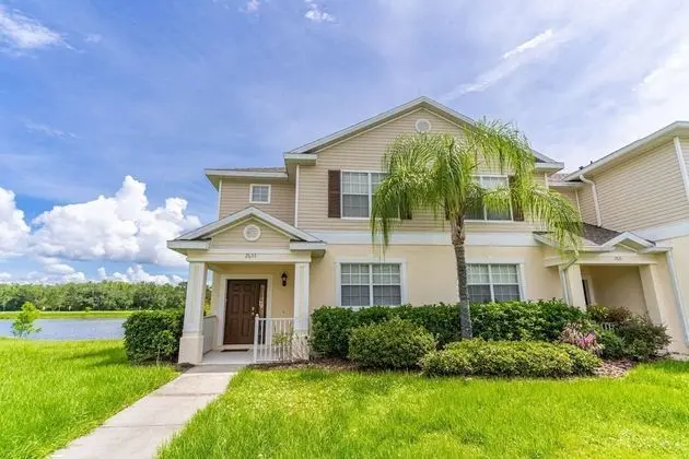 Apart Daire (2633 Trafalgar Village)