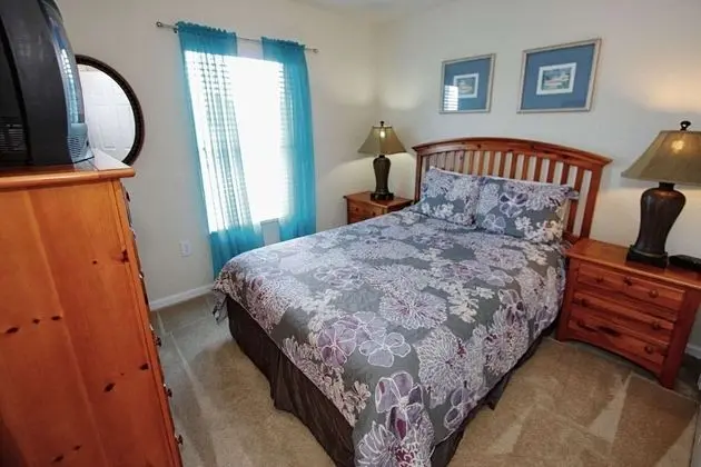 Apart Daire (2633 Trafalgar Village)