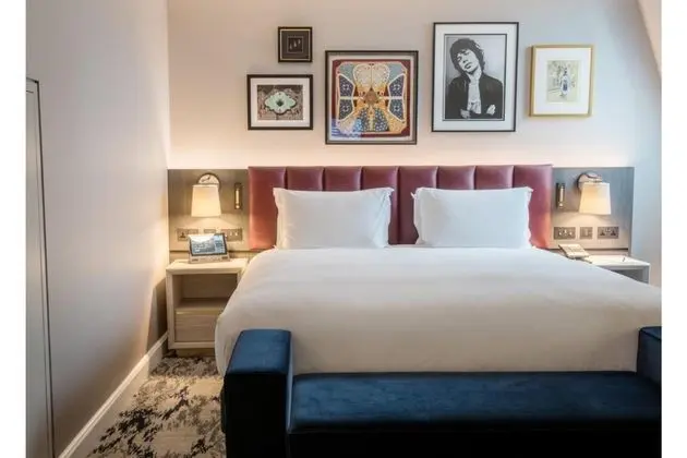 Çift ​​kişilik Guest Room King Bed
