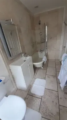 Classic Tek Büyük Yataklı Oda