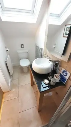 Traditional Tek Büyük Yataklı Oda
