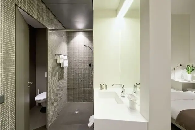 Tek Büyük Yataklı Oda (Style)