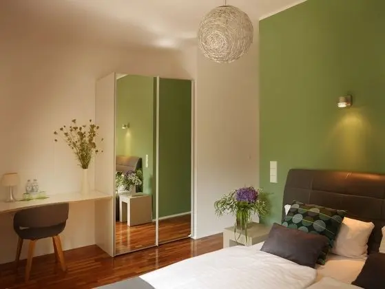 Standard Tek Büyük Yataklı Oda, Banyolu/Duşlu, Bahçe Manzaralı