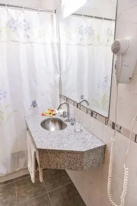 Standard Dört Kişilik Oda