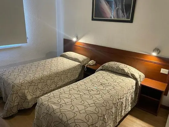 Standard Tek Büyük Yataklı Oda