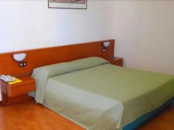 Tek Kişilik Oda