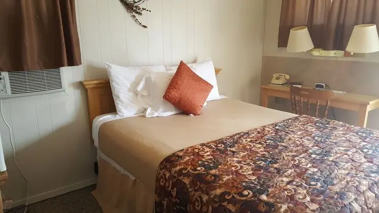 Standard Oda, 1 Büyük (Queen) Boy Yatak, Sigara İçilmez