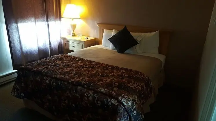 Standard Oda, 1 Büyük (Queen) Boy Yatak, Sigara İçilmez