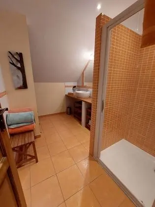 Family Oda (Chez Leonie)