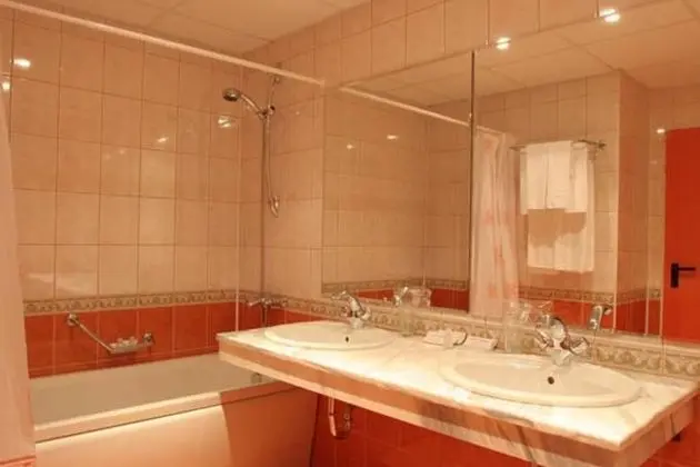 Standard Tek Büyük Yataklı Oda, Balkon