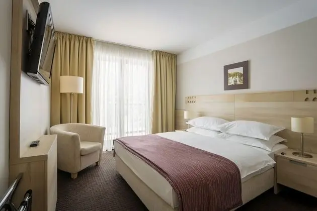 Tek Büyük veya İki Ayrı Yataklı Oda