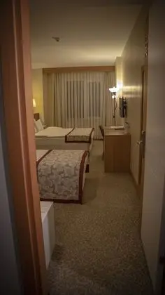 Family Üç Kişilik Oda