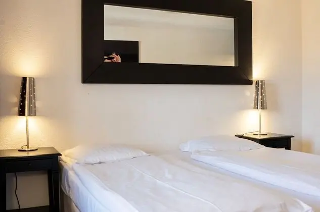 Comfort Tek Büyük Yataklı Oda