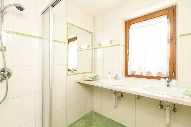 Standard Dört Kişilik Oda, 1 Yatak Odası, Sigara İçilmez, Dağ Manzaralı