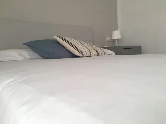 Tek Büyük Yataklı Oda, Balkon, Göl Manzaralı