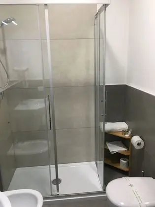 Tek Büyük Yataklı Oda, Balkon, Göl Manzaralı