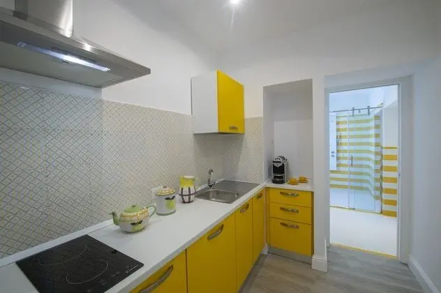 Apart Daire, Deniz Manzaralı, Ek Bina