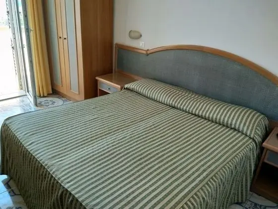 Dört Kişilik Oda