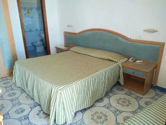Dört Kişilik Oda