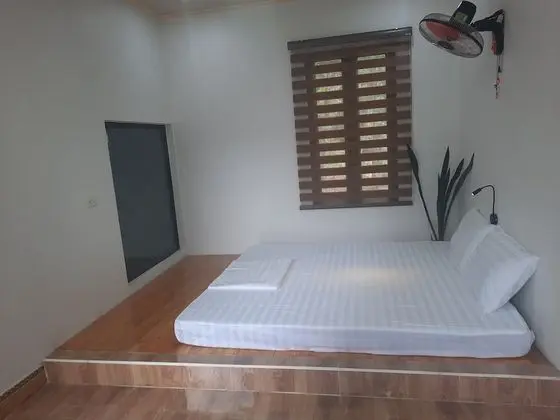 Honeymoon Tek Büyük Yataklı Oda