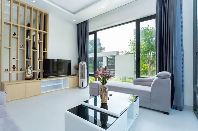 Premier Villa