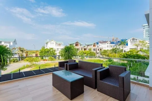 Premier Villa