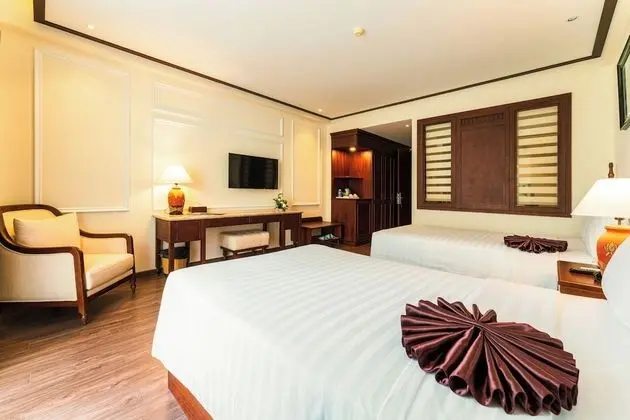Deluxe Tek Büyük veya İki Ayrı Yataklı Oda, Şehir Manzaralı