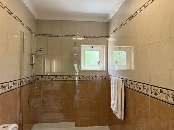 Signature Süit, 1 En Büyük (King) Boy Yatak