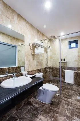 Deluxe Dört Kişilik Oda, Balkon, Şehir Manzaralı