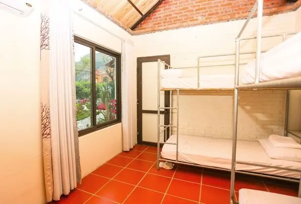 Ortak Ranzalı Oda, Sadece kadınlar için (Bed in 6-bed)