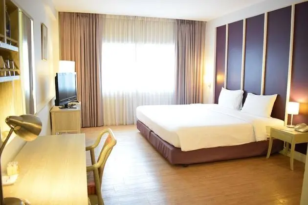 Deluxe Tek Büyük veya İki Ayrı Yataklı Oda, 1 Yatak Odası, Küvet, Havuz Kenarı