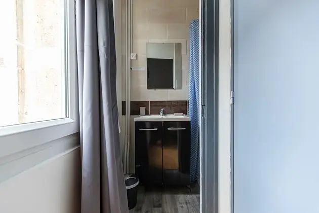 Superior Tek Büyük Yataklı Oda, Banyolu/Duşlu, Şehir Manzaralı
