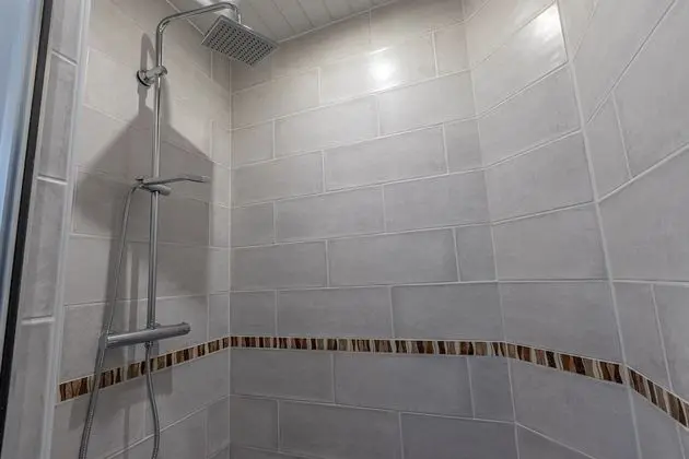 Superior Apart Daire, Banyolu/Duşlu