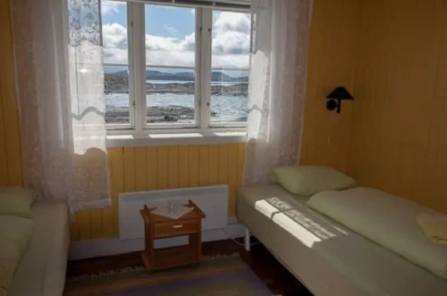 Family Oda, Ortak Banyo (4 adults)