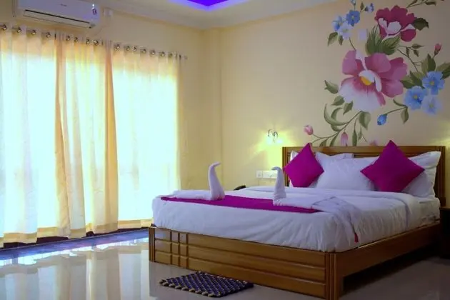 Luxury Tek Büyük Yataklı Oda, 1 Yatak Odası, Küvet, Tepe Manzaralı