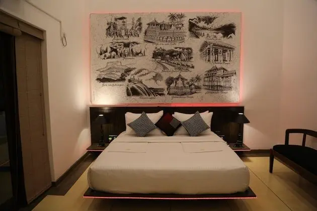 Grand Oda, Jakuzi, Havuz Manzaralı