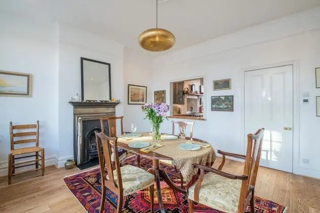 Apartment (2 Bedrooms)