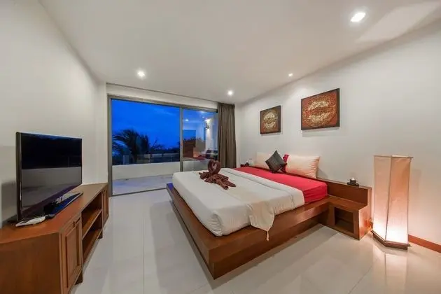 2-Bedroom Apartment with Private Pool