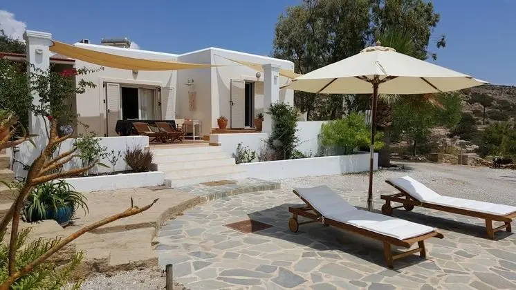 Ev, 1 Büyük (Queen) Boy Yatak ve Çekyat