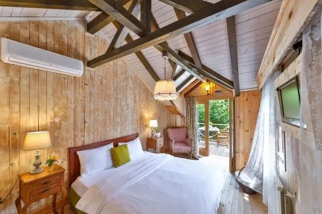 Kingfisher Bungalow Oda