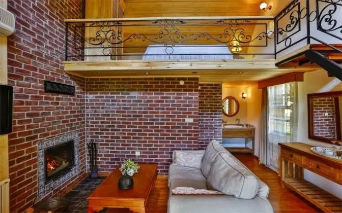 Swan Suite Oda